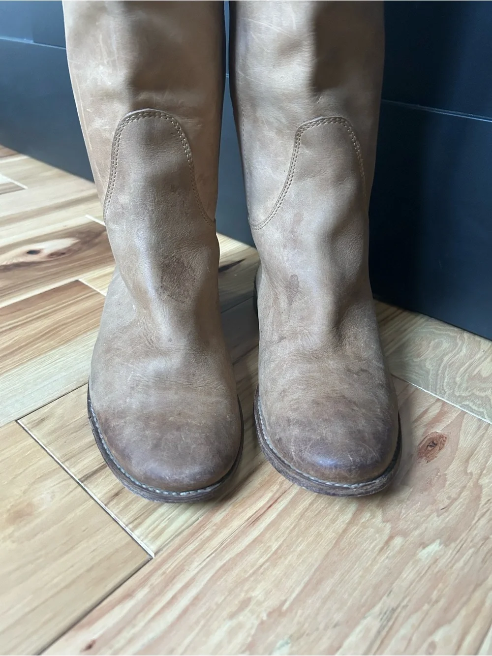 Frye classic tall